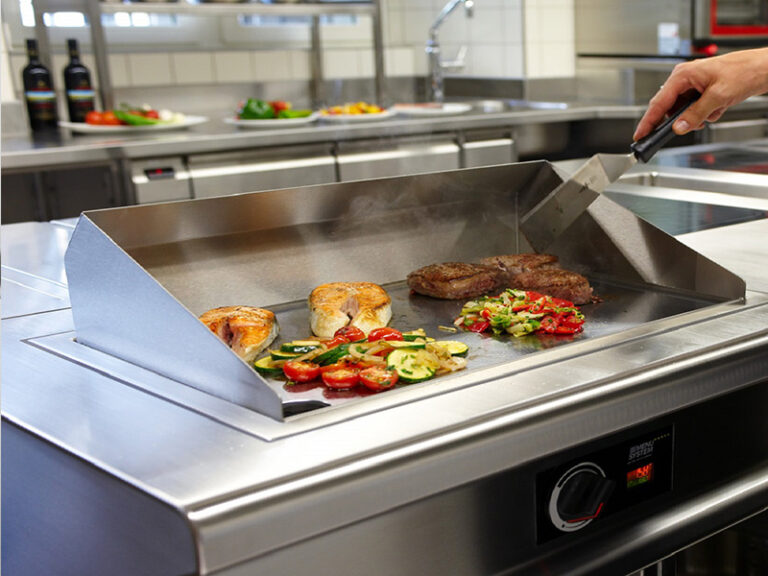 Ventajas de las Planchas para Hostelería: Eficiencia y Calidad en la Cocina